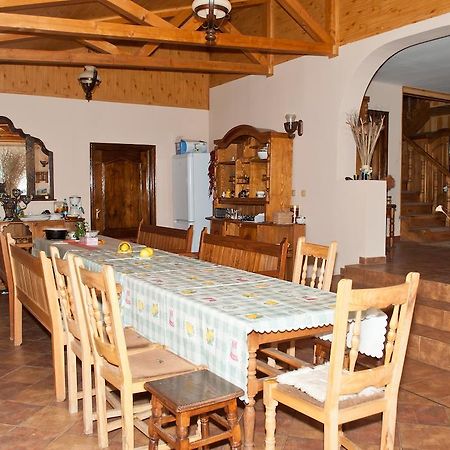 Casa Lidia Lepşa Exterior foto
